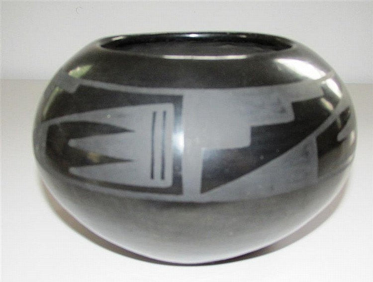 Native American Bowl : Native American San Ildefonso Black Ware Bowl, by Maria and Julian Martinez #235