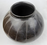 Vintage Mata Ortiz Blackware Olla, by E Ortiz,  Mid 19th Century, #1437 SOLD