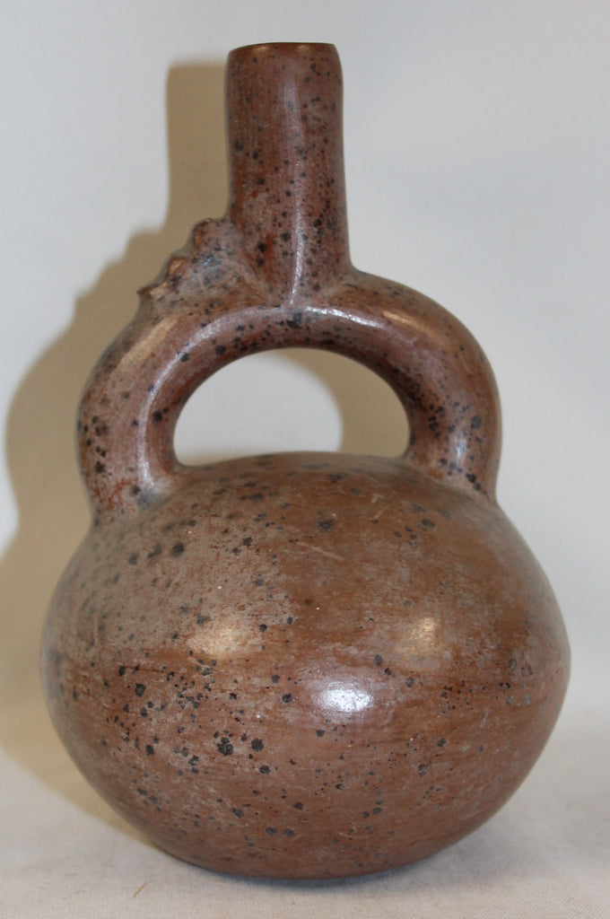 Pre Columbian Pottery : Very Nice Pre-Columbian Chimu Spout Vessel #367