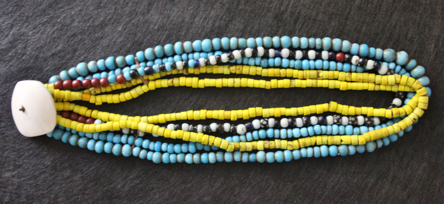 Beaded Necklace : Authentic Vintage Konyak Padre Bead Necklace from Na