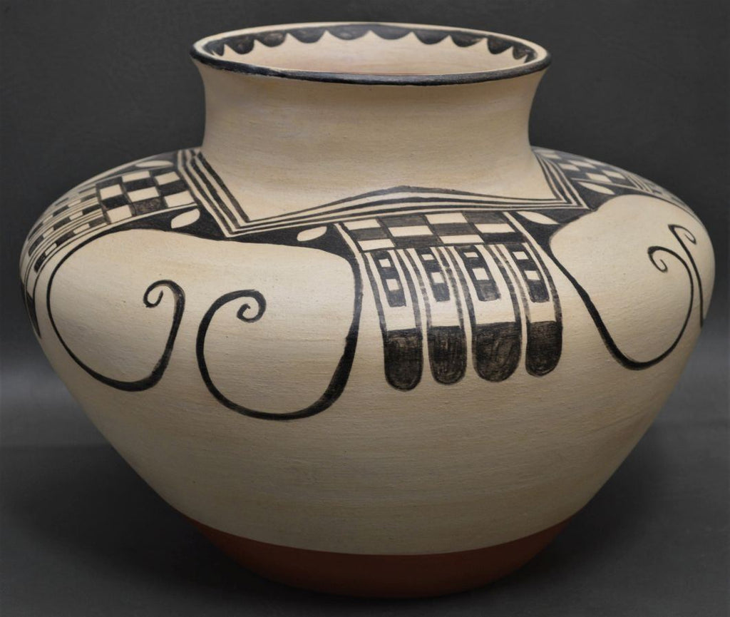 Native American, Vintage Santo Domingo Pottery Olla by Arthur and Hilda Coriz, Ca 1980's, #1499