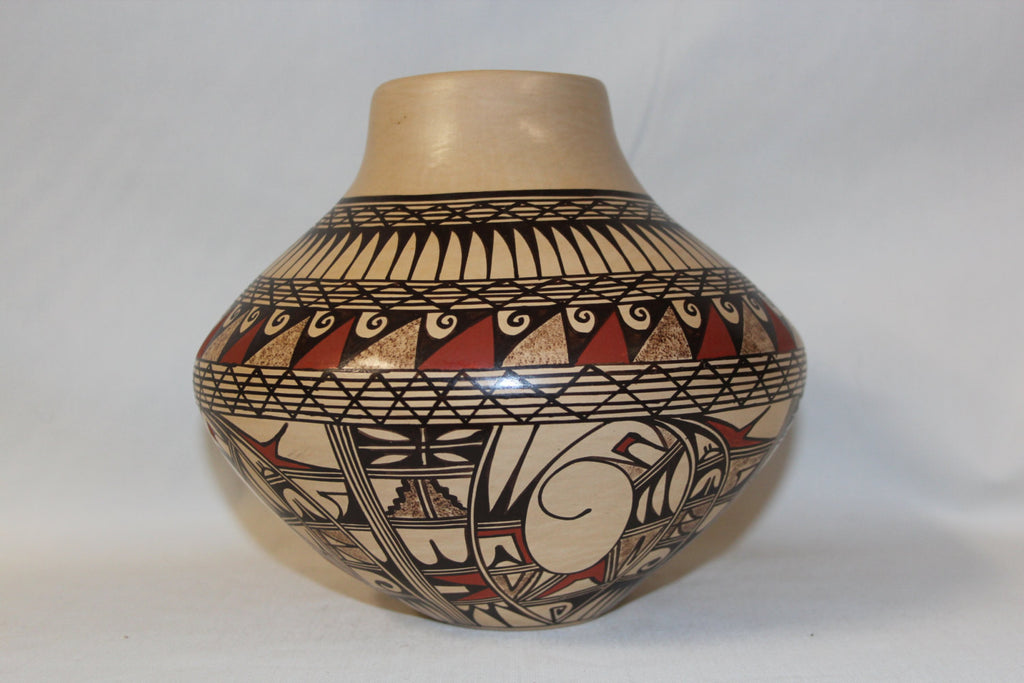 American Indian Art : Native American Hopi Pottery Jar, signed by Jofern Puffer #67