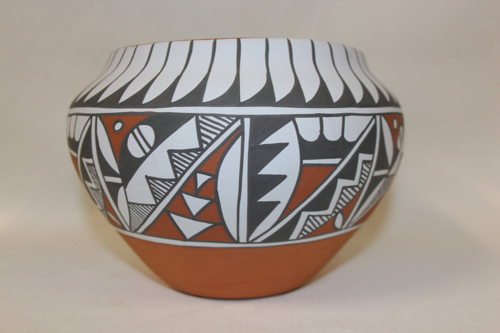 Pottery Jar : Beautiful Native American Jemez Pottery Jar, by Mary Small #80