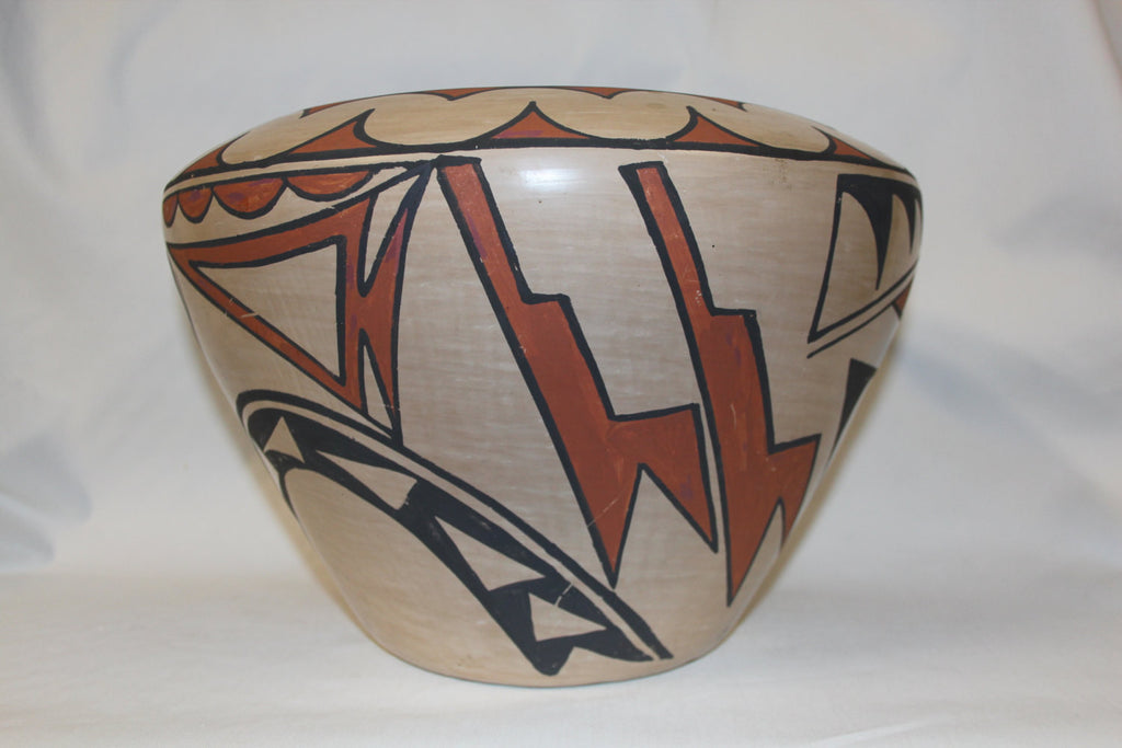 Pottery Jar : Native American San Ildelfonso Potty Jar, signed by Carlos Sunrise Dunlap #110