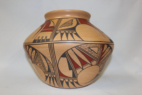 Pottery Jar : Native American Hopi Pottery Jar, signed by Jofer S. Puffer #130