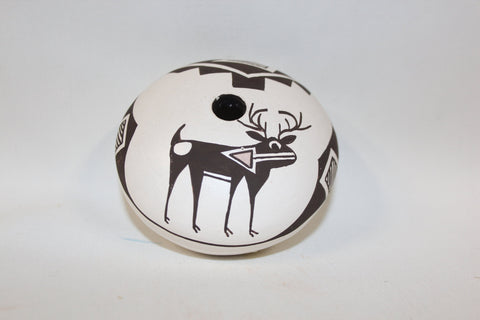 Southwest Pottery : Native American Acoma Pottery Seed Pot, signed by Dolores Lewis #148 Sold