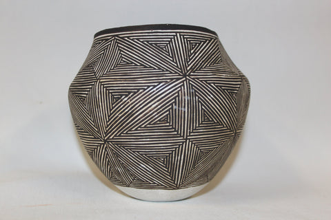 Acoma Pottery : Native American Acoma Pottery Jar, by Lucy Lewis #175-Sold to Larry