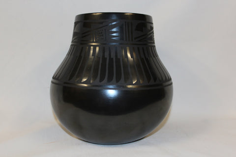 Blackware : Excellent Native American Large San Ildefonso Black ware Jar, by Florence Marengo #208 SOLD