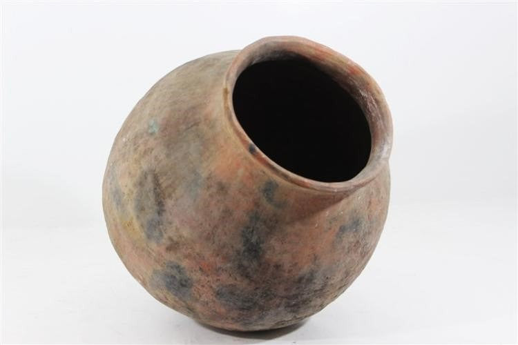 Large Pottery : Giant Tarahumara Pottery Olla #218