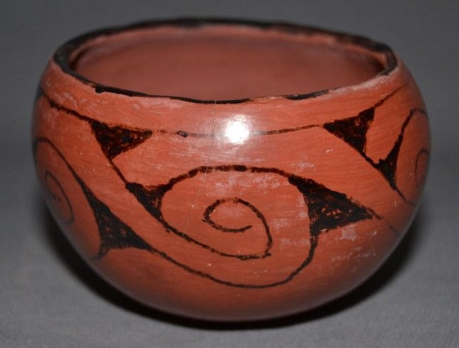 Pottery Bowl : Beautiful Native American Maricopa Pottery Bowl, by Ida Redbird #231
