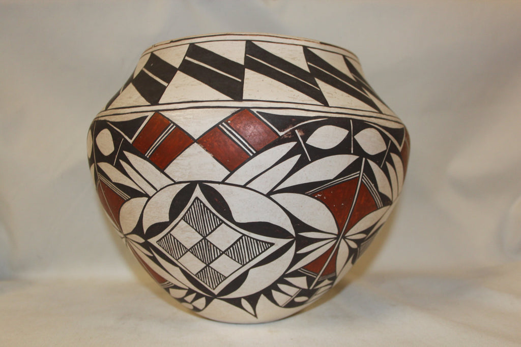 Native Pottery : Fantasitic Acoma Polychrome Pottery Olla #262