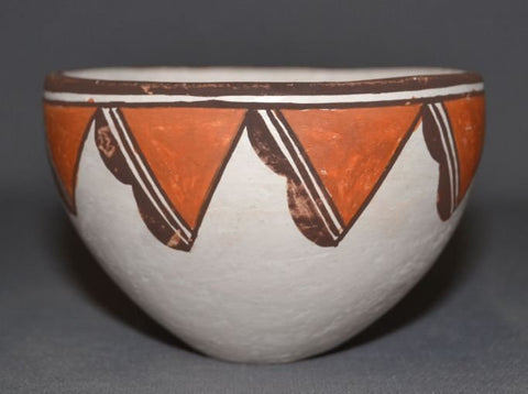 Acoma Pottery : Very Good Acoma Pottery Bowl by Lucy Lewis #282 Sold