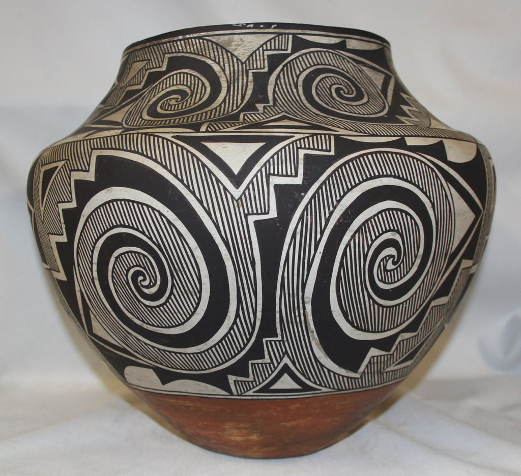 Large Pottery : Extraordinary Very Large Fine Tularosa Design Acoma Olla #327