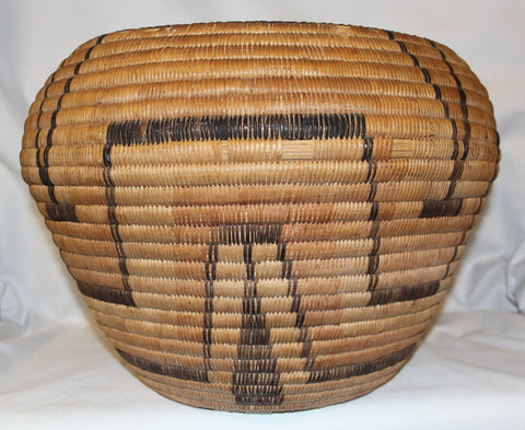 Woven Storage Basket : Very Nice Large 1940's Pima Polychrome Storage Basket #328 Sold