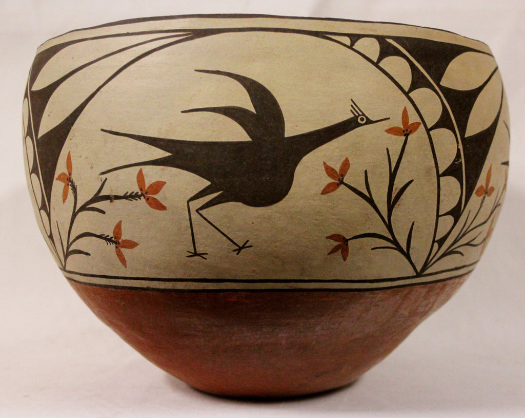 Zia : Magnificant Zia Pottery Pot, by Candelaria Gachupin #440